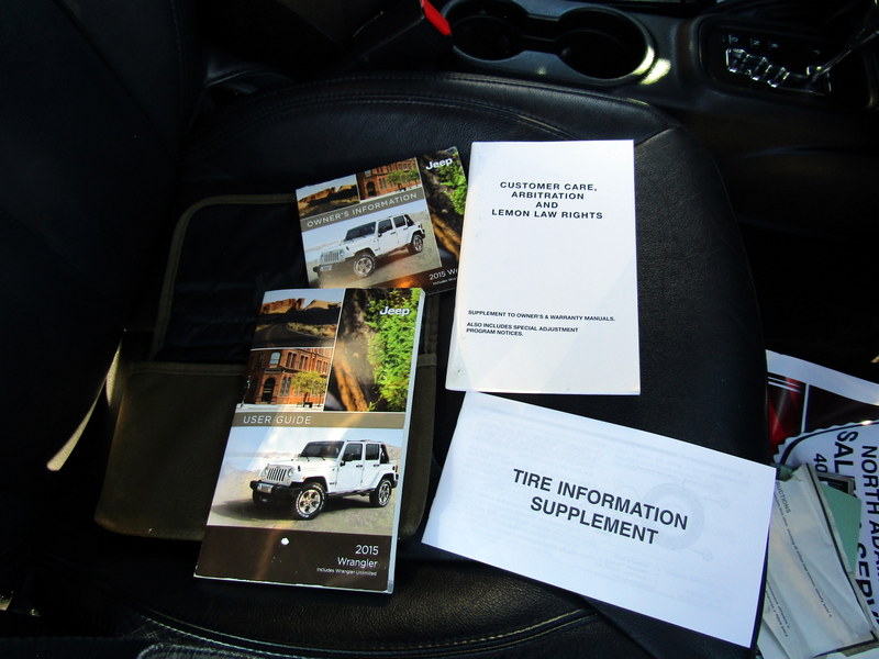2015 Jeep Wrangler Unlimited Sahara - Photo 17