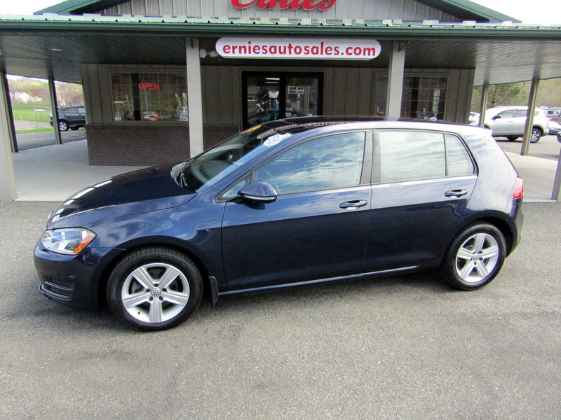 2017 Volkswagen Golf Wolfsburg Edition